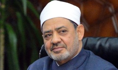 ردا على المشككين فى المعراج.. شيخ الأزهر: «قد يتواصل الإنسان فى المستقبل مع شخص فى كوكب المريخ»