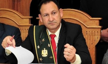 حكم نهائي بغلق المحلات المقامة على أسوار المساجد أو فوقها أو تحتها