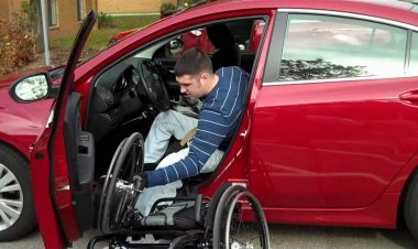 الجمارك توافق على السماح لأقارب الدرجة الثانية بقيادة سيارة ذوي الإعاقة