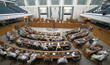 مجلس الوزراء الكويتي يلغي شرط التطعيم وفحص «بي سي أر» على القادمين من الخارج