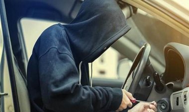 ارتكبوا 10 وقائع.. القبض على عصابة سرقة السيارات بالشيخ زايد