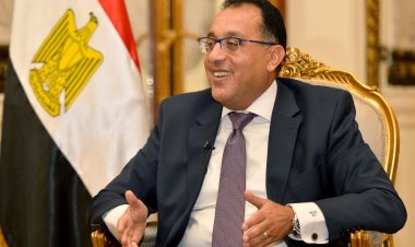 رئيس الوزراء يهنئ شيخ الأزهر بمناسبة عيد الفطر المبارك