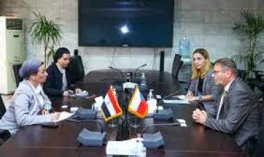 وزيرة البيئة تلتقى سفير جمهورية التشيك لبحث التعاون بين البلدين