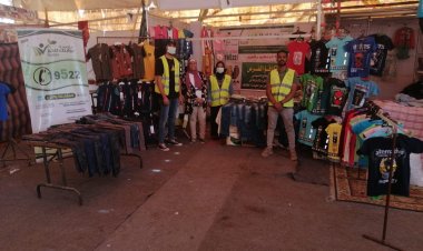 توزيع 800 قطعة ملابس ضمن مبادرة على الأطفال في الأقصر