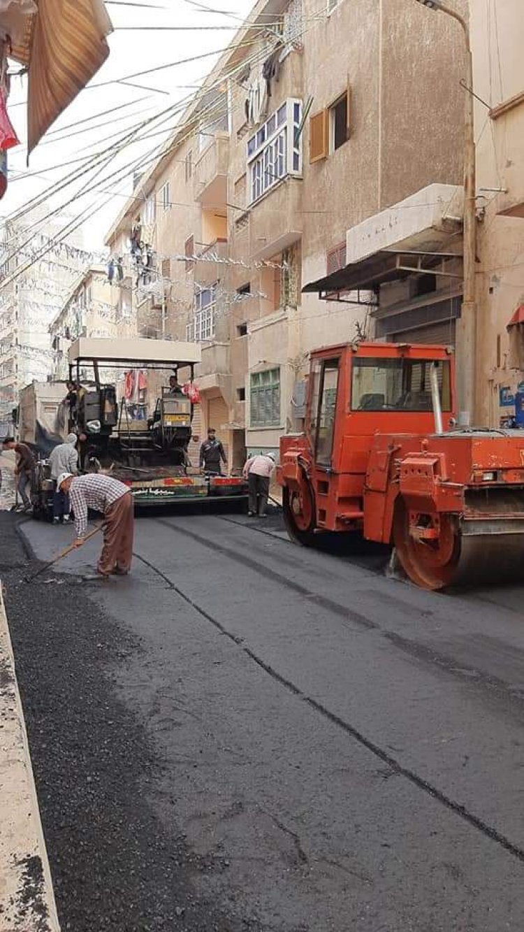 بـ2  مليون جنيه.. رصف شارعى المحطة والجيش برشيد