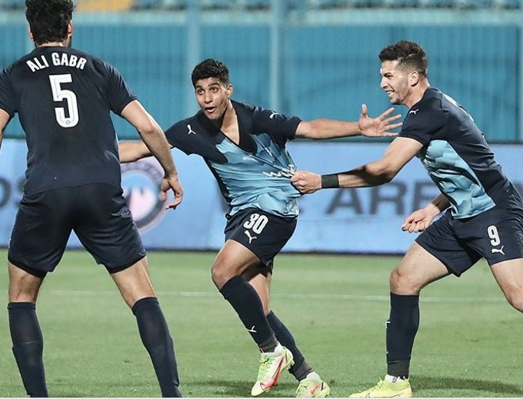 كاف يخطر بيراميدز بموعد وحكام مباراة هلال الساحل في الكونفدرالية