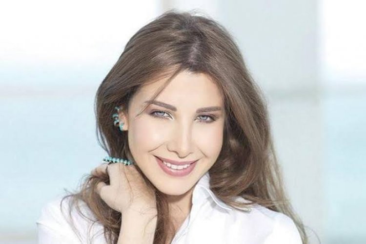 نانسي عجرم تحتفل بعيد الفصح مع بناتها (صور)