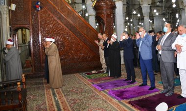 محافظ الغربية يؤدي صلاة العيد في مسجد السيد البدوي