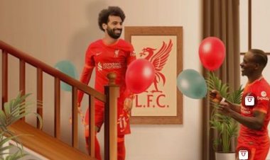 ليفربول يهنئ لاعبيه المسلمين وينصحهم بعد الإكثار من تناول الكعك