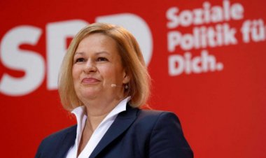 وزيرة الداخلية الألمانية تطالب المواطنين بتخزين الطعام والأدوية في المنازل.. اعرف الأسباب