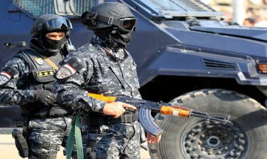 الأمن يكشف ملابسات فيديو لأم تكبل يد وقدم نجلها بجنزير بالشرقية