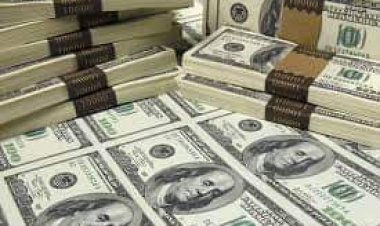 ارتفاع  أسعار الدولار محليا..  بداية تعاملات الأحد 8- 5- 2022