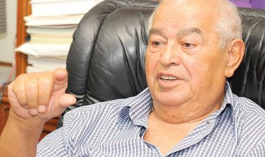 نقل الكاتب الصحفي صلاح منتصر للعناية المركزة بعد تعرضه لوعكة صحية