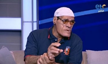 حسين أبو حجاج: هنيدي عاملني معاملة وحشة بعد «صعيدي في الجامعة الأمريكية»