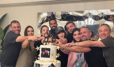 إليسا تواصل احتفالها بنجاح كليبها الجديد مع سعد لمجرد: «توقفت عن عد الأرقام»