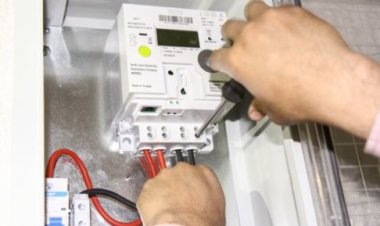 ارتكبوا 28 واقعة.. ضبط أخطر عصابة لسرقة عدادات الكهرباء بالمقطم