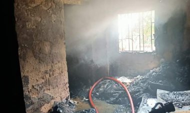 صور| إخماد حريق بعقار سكنى بشارع كنيسة الروم بمنطقة وسط البلد