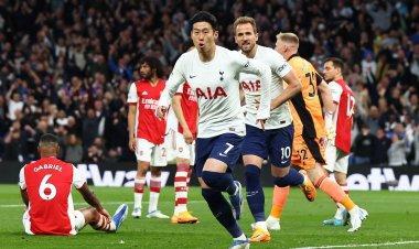 توتنهام يشعل صراع التأهل لأبطال أوروبا بعد ثلاثية في مرمى أرسنال بالدوري الإنجليزي