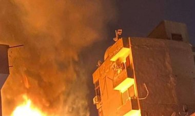 السيطرة على حريق داخل عقار بالموسكى دون إصابات