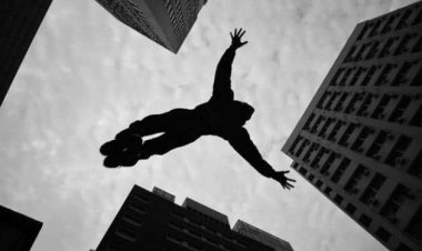 شاب يتخلص من حياته بالقفز من الطابق السابع بدار السلام والتحريات «عملها كتير»