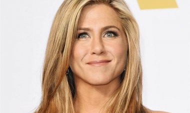 رغم بلوغها الـ 53 عامًا.. تعرفي على سر جمال جينيفر أنستون