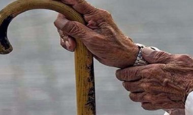 وفاة مسن داخل شقة عشيقته بالعجوزة وابنتها تلقى جثته على السلم