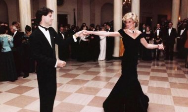 رقصت به مع جون ترافولتا.. قصة فشل مزاد بيع فستان الأميرة ديانا