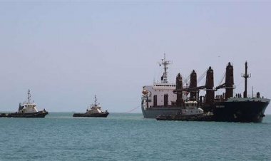 تفاصيل الهجوم الحوثي على سفينة سياحية غربي اليمن