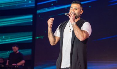 بالصور| أحمد سعد يتألق بحفل السعودية ويكشف: «اتكسفت من الجمهور اللي حافظ الأغاني أكتر مني»
