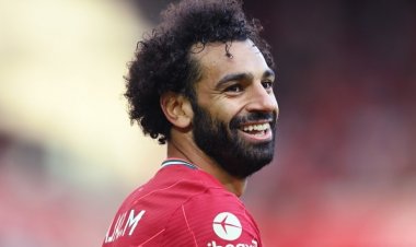محمد صلاح يعلن بقائه مع ليفربول ورغبته في حصد دوري أبطال أوروبا