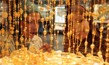 رغم تراجع أسعاره عالميًا.. جرام الذهب يرتفع 5 جنيهات في التعاملات الصباحية