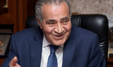 الحكومة تنفى إلغاء تسجيل رقم الهاتف المحمول كشرط لتحديث بطاقات التموين