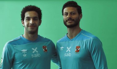 شاهد.. جلسة تصوير رسمية للاعبي وجهاز الأهلي بالمغرب