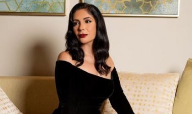 بالصور.. منى زكي تتألق بالأسود على السجادة الحمراء في كان