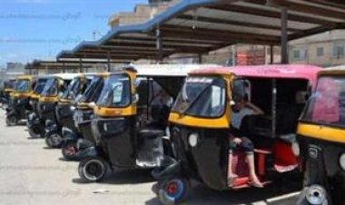 ضبط 3 أشخاص لقيامهم بسرقة «توك توك» بالإكراه في منشأة ناصر        