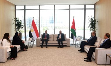 رئيس الوزراء يلتقي نظيره الأردني على هامش إطلاق الشراكة الصناعية التكاملية