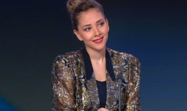 الممثلة وصانعة الأفلام السعودية فاطمة البنوي تبدأ تصوير فيلم بسمة