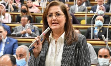 هالة السعيد: 22.8 مليار جنيه استثمارات حكومية لقطاع الاتصالات خلال 2022/2023   