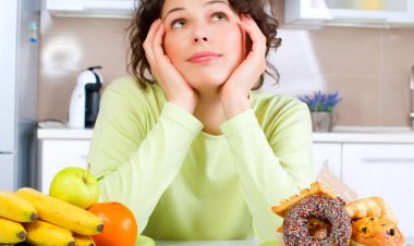 خبيرة تغذية تكشف لـ«العاصمة» عن طرق تجنب الإحساس بالحر الشديد