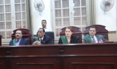 تأجيل محاكمة 3 أشخاص بتهمة انتحال صفة موظفين في محافظة القاهرة