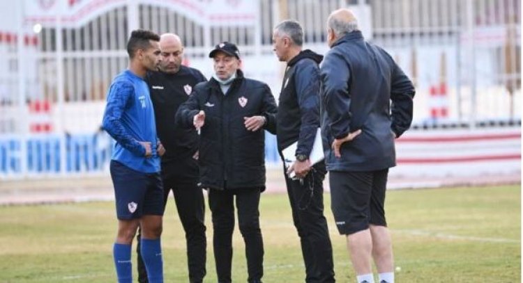 تفاصيل جلسة فيريرا مع لاعبي الزمالك استعدادًا لمواجهة إنبي