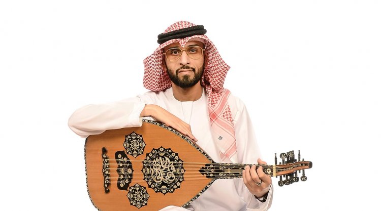 الفنان الإماراتي طارق المنهالي يبايع سمو الشيخ محمد بن زايد رئيسا لدولة الإمارات