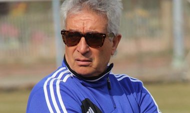 عقدة الزمالك في طريقها للحل.. حلمي طولان يرحل عن تدريب إنبي