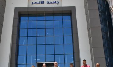رئيس جامعة الأقصر يتابع نسب الإنجاز بالإنشاءات الجامعية بطيبة