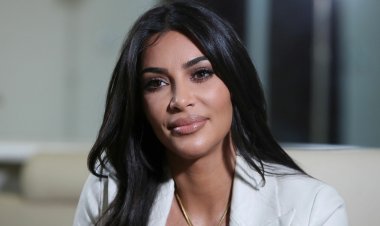 كيم كارداشيان: مستعدة لتناول «البراز» يوميًا لكي أبقى شابة