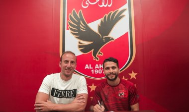 الأهلي يُمدد عقد محمد محمود إلى 5 سنوات ‏