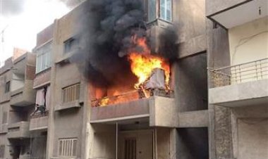 إخماد حريق داخل عقار سكني في التجمع الأول بالقاهرة