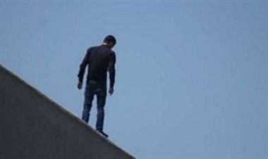 شاب ينهي حياته قفزا من أعلى كوبري الجامعة بالجيزة