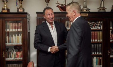 الخطيب يستقبل عبد الحكيم سرار رئيس نادي وفاق سطيف