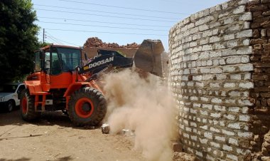 حملات مكبرة لإزالة التعديات على الأراضي المملوكة للدولة في الأقصر